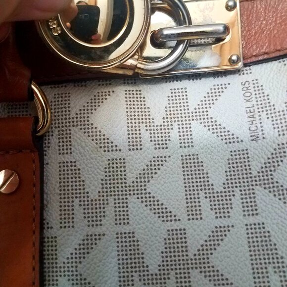 Michael Kors Hamilton Signature Large Tote Shoulder bag - Picture 7 of 13